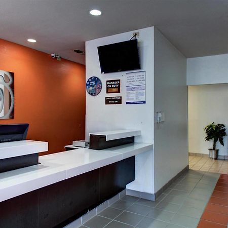Motel 6 Waco - Woodway Екстер'єр фото