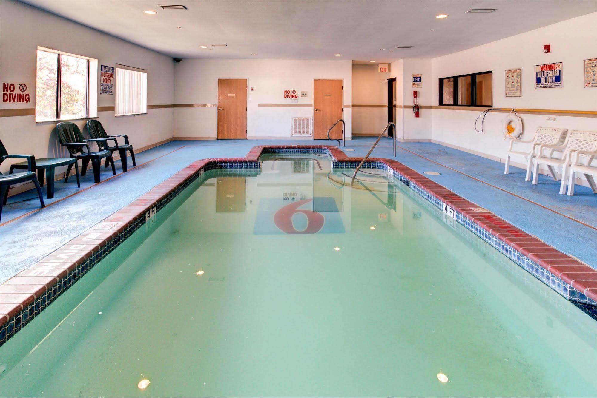 Motel 6 Waco - Woodway Екстер'єр фото